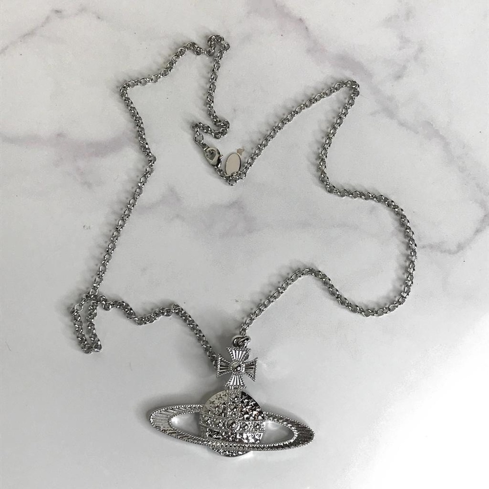 Vivienne Westwood Extra Large Orb Pendant Necklace